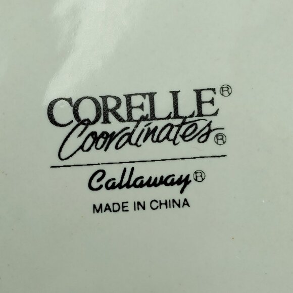 Corelle Callaway Small Canister Corning Callaway Green Ivy Leaves Lidded Jar - Picture 4 of 6